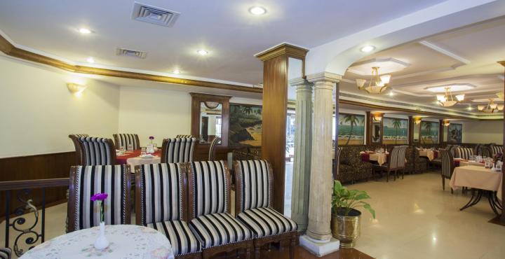 Nalapad'S Hotel Bangalore International Экстерьер фото