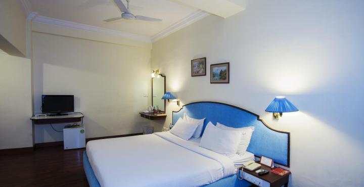 Nalapad'S Hotel Bangalore International Экстерьер фото