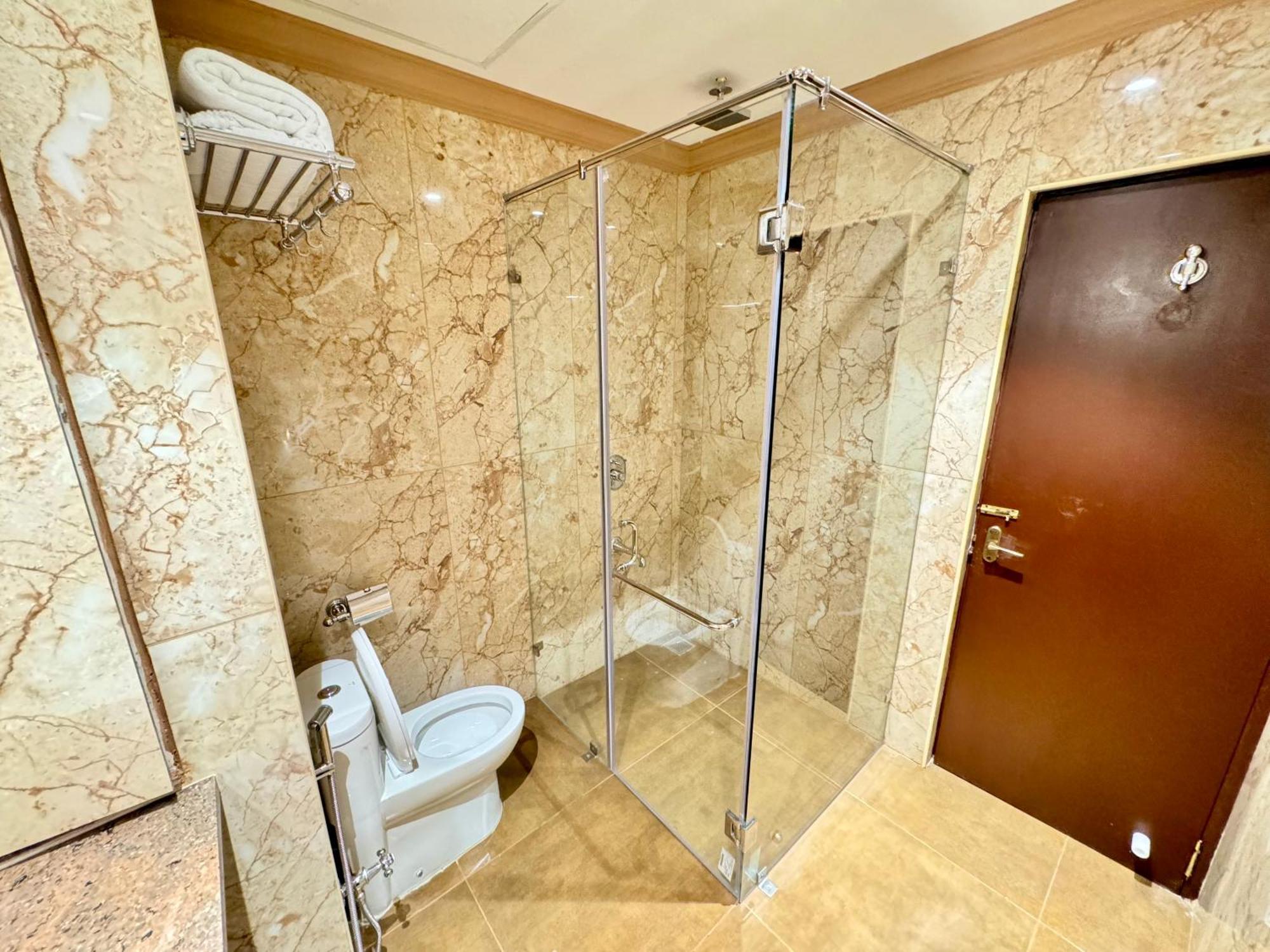 Nalapad'S Hotel Bangalore International Экстерьер фото