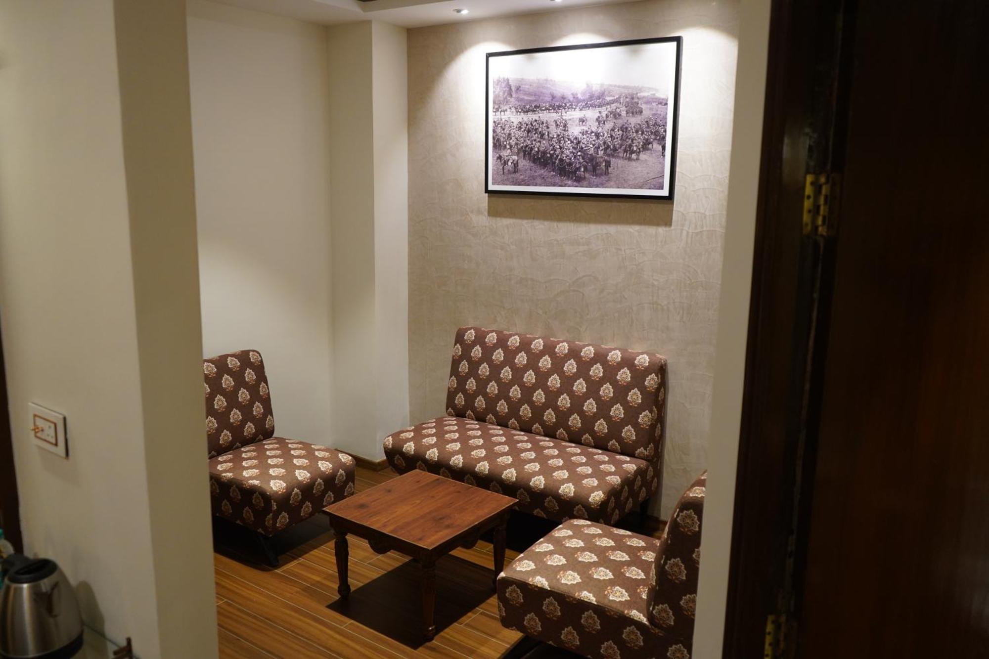 Nalapad'S Hotel Bangalore International Экстерьер фото